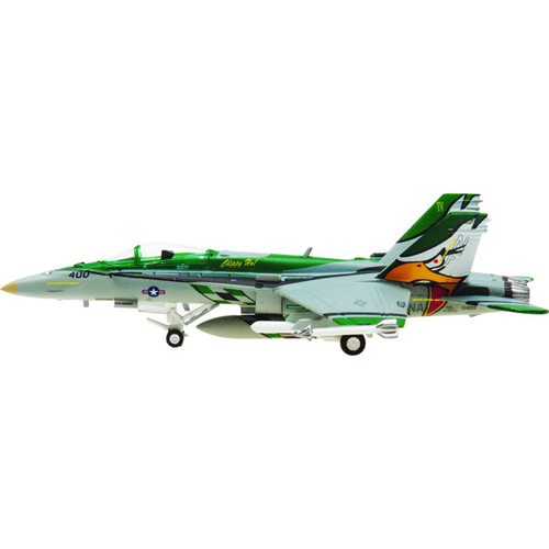 BL7167 1/200 F/A-18C Hornet US Navy VFA-195 Dambusters