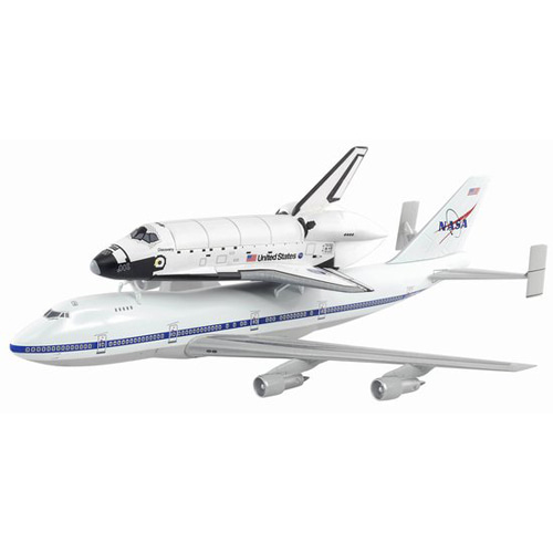 BD56184 1/400 Space Shuttle &#039;Discovery&#039; w/ Boeing 747 Transporter (Space)