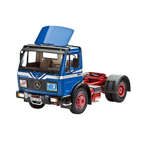 BV7467 1/25 Mercedes-Benz 1628S with spoiler