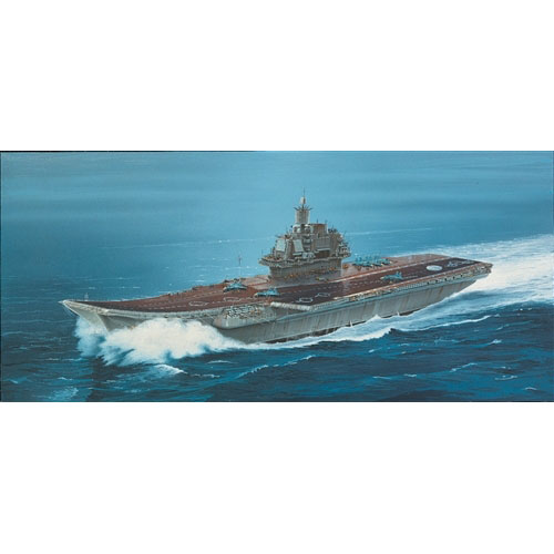 BI0518 1/720 Admiral Kuznetsov