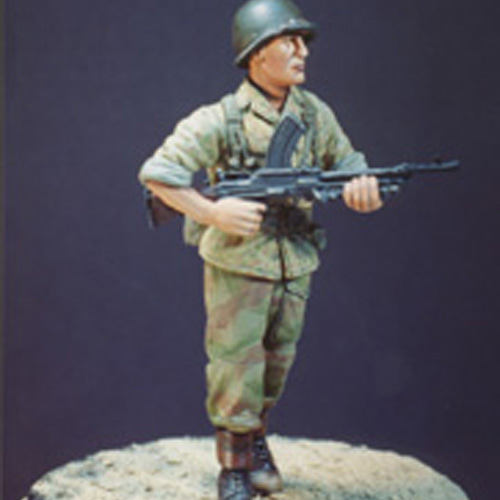 ESWA35291 1/35 French Foreign Legionnaire Indocina (1 resin figure)