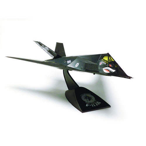 BM1182 1/72 Snaptite® F-117 Nighthawk™ Stealth Desktop